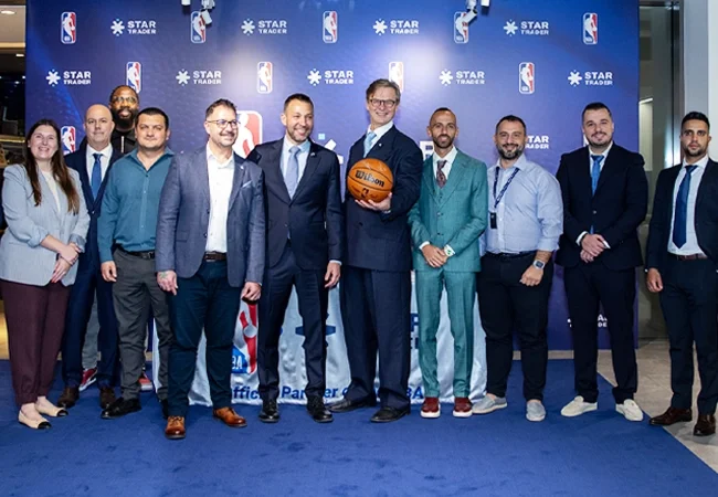 STARTRADER NBA partnership group photo